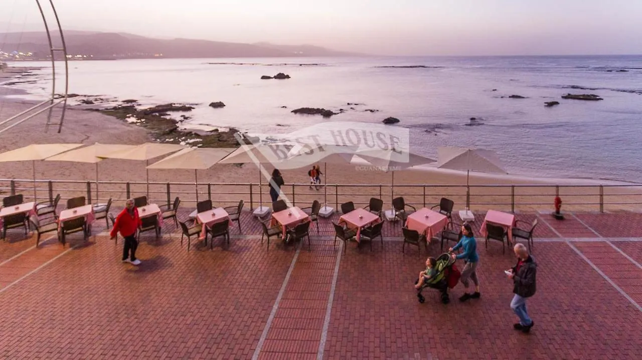 First Line New Apartment In Las Canteras 라스팔마스